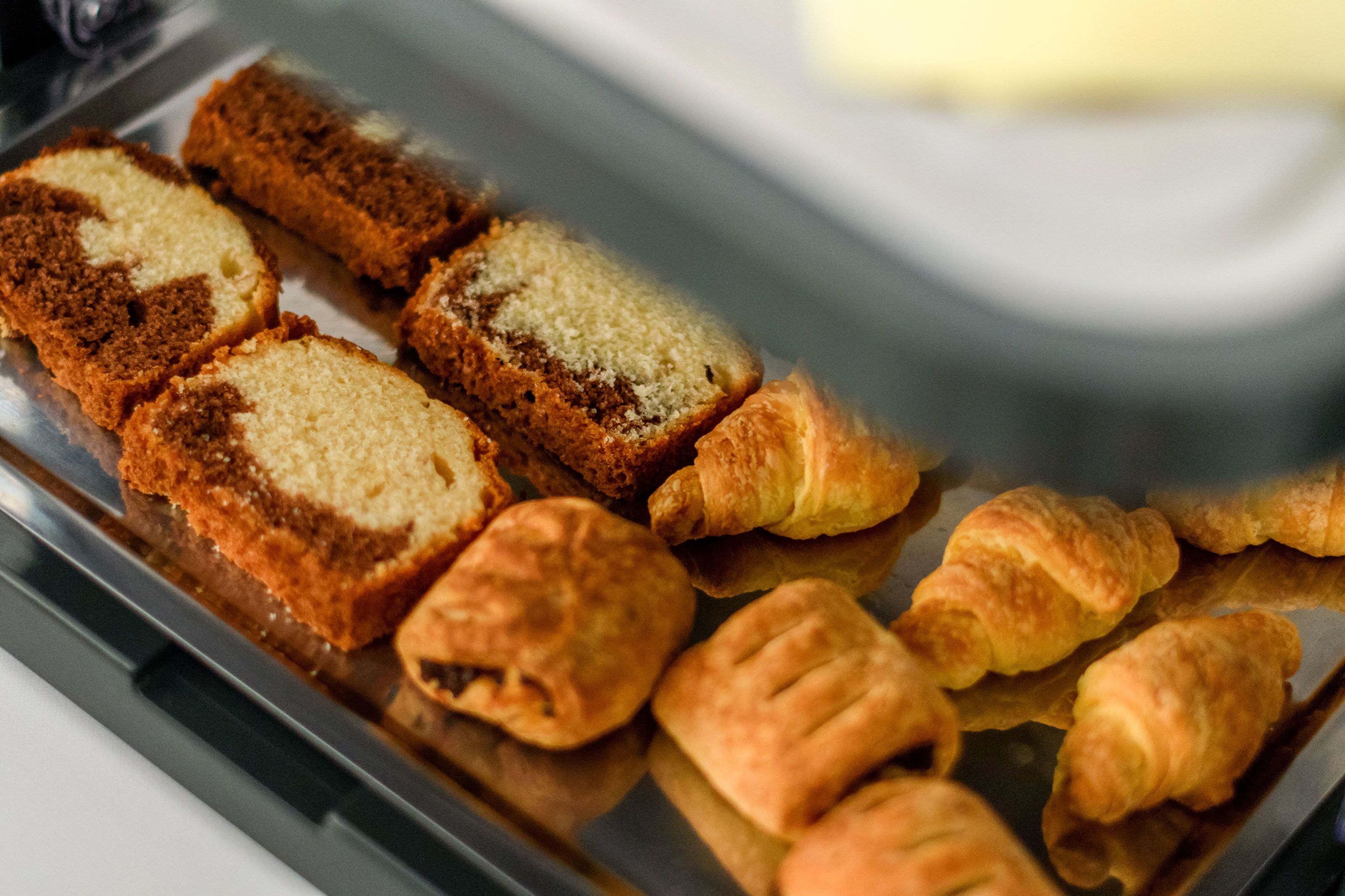 daily continental breakfast (eur 15 per person)
