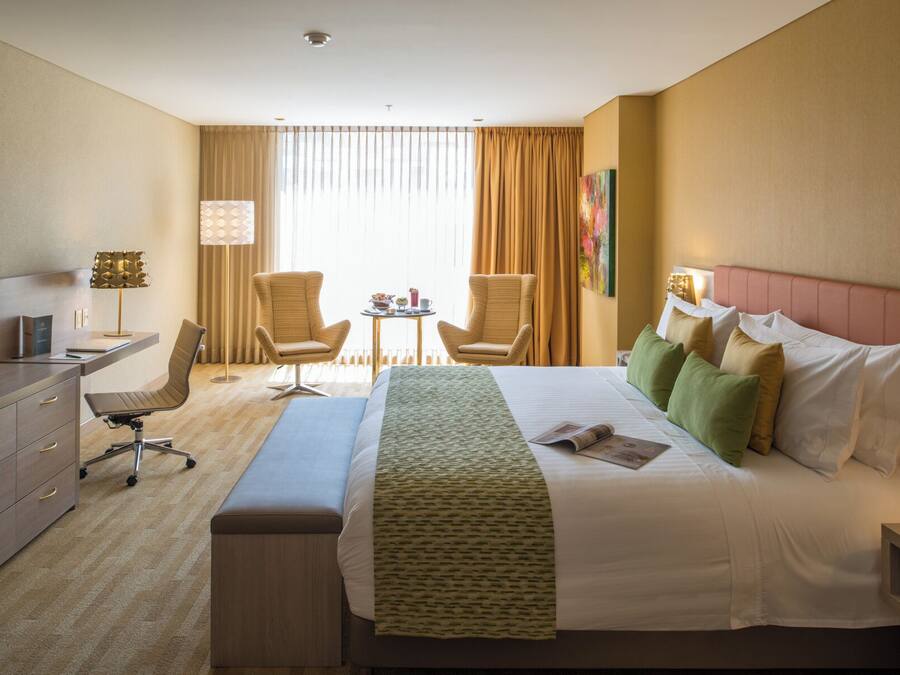 Premium bedding, down duvets, minibar, in-room safe