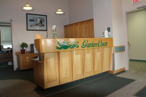 Reception - Garden Court Motel (Manning)