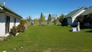 المنطقة المحيطة بالمنشأة