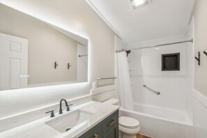 Exclusive-Apartment, 2 Schlafzimmer, Küche | Badezimmer