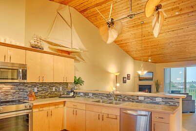 Outlook Condos at Oyhut Bay Resort