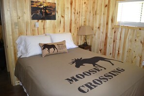 Family Cabin, 2 Bedrooms, River View, Overwater | WiFi, bed sheets - Wolf Creek Ranch Ski Lodge (South Fork)