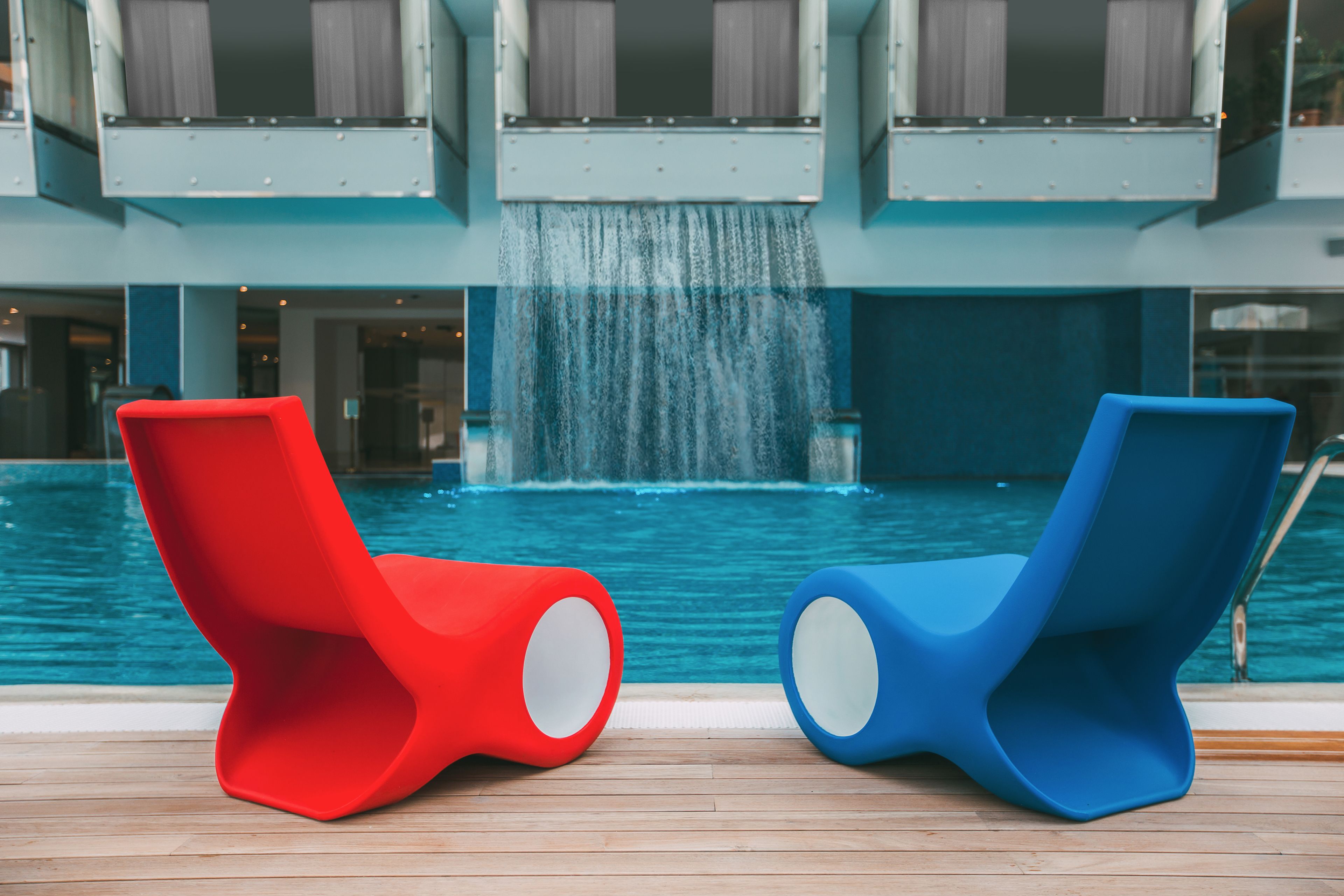 Indoor pool, pool loungers