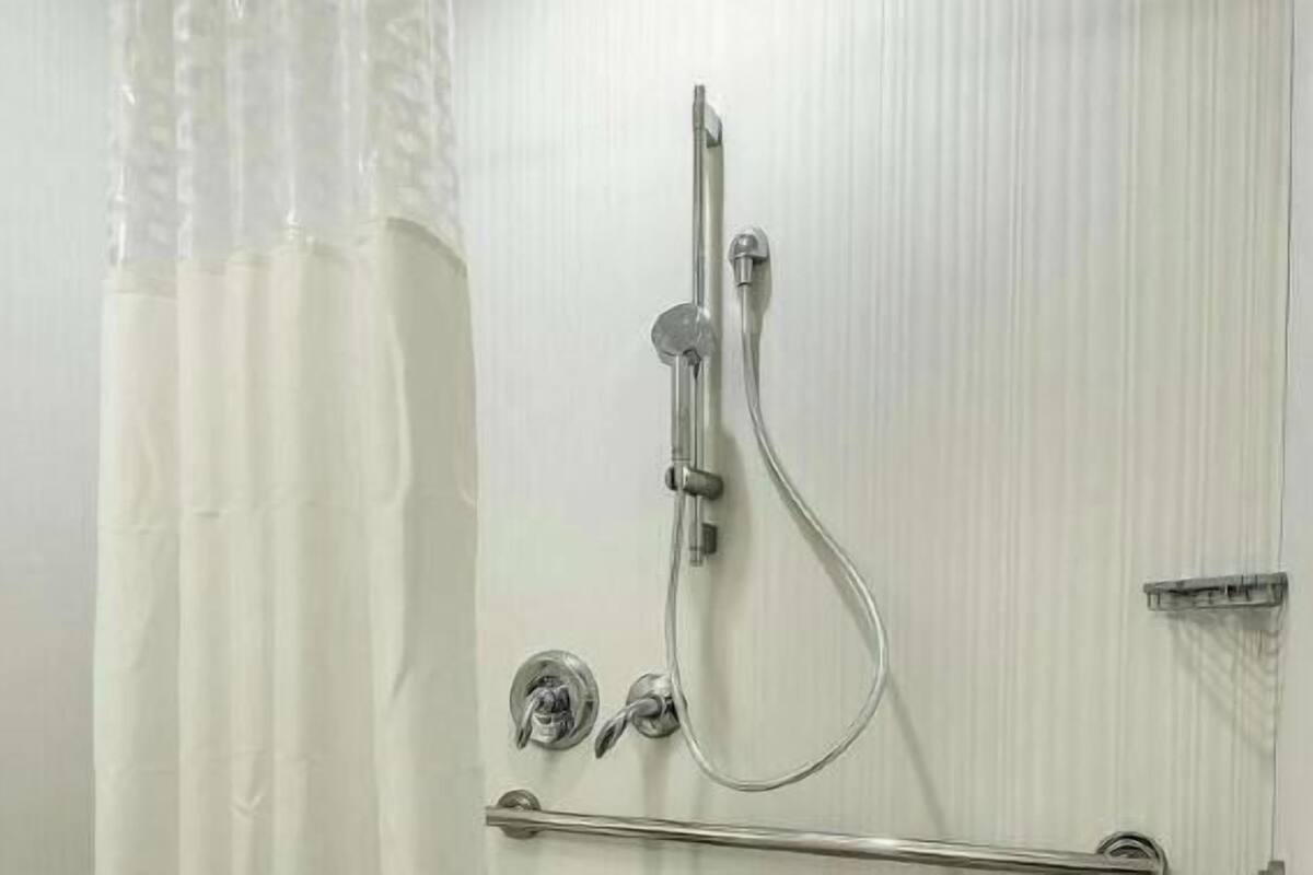 Salle de bain | Articles de toilette (gratuits), serviettes fournies