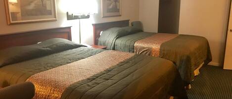 Surmatelas, bureau, Wi-Fi gratuit, draps fournis