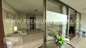 Superior Apartment, 2 Bedrooms, Balcony, Partial Sea View | Terrace/patio