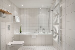 Hårtørrer, håndklæder, Sæbe, Shampoo