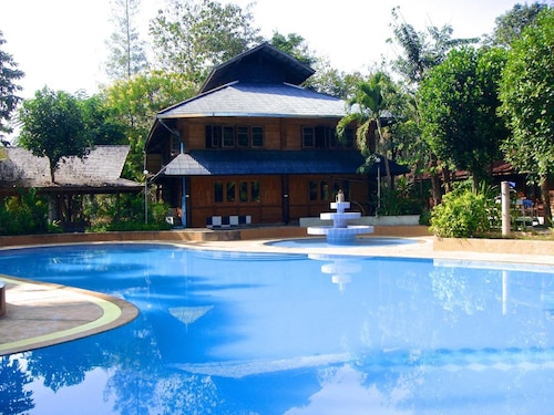 Saksuay Klangdoi Resort