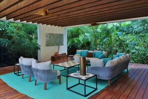 Villa Royale, 3 chambres | Coin séjour | TV connectée, Netflix