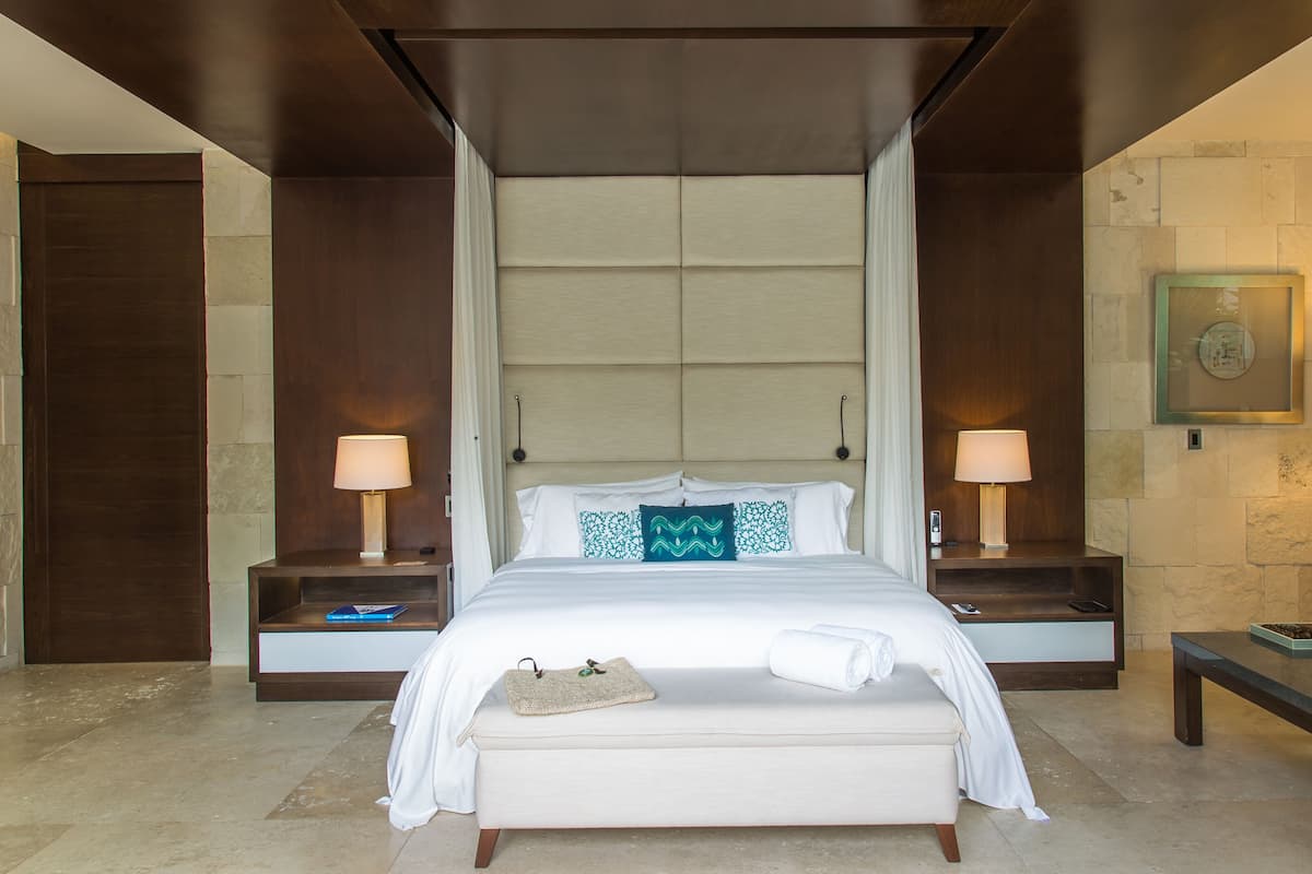 Biancheria da letto di alta qualità, minibar, una cassaforte in camera
