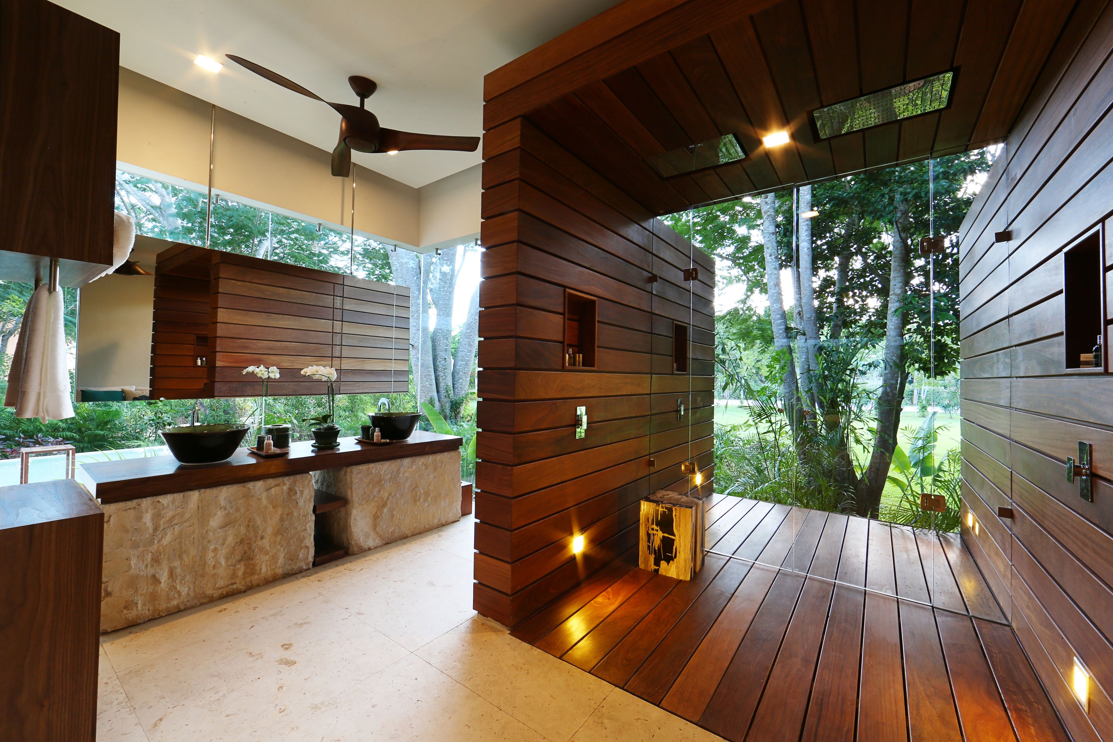 Presidential Villa, 3 Bedrooms | Bathroom | Shower, rainfall showerhead, free toiletries, hair dryer