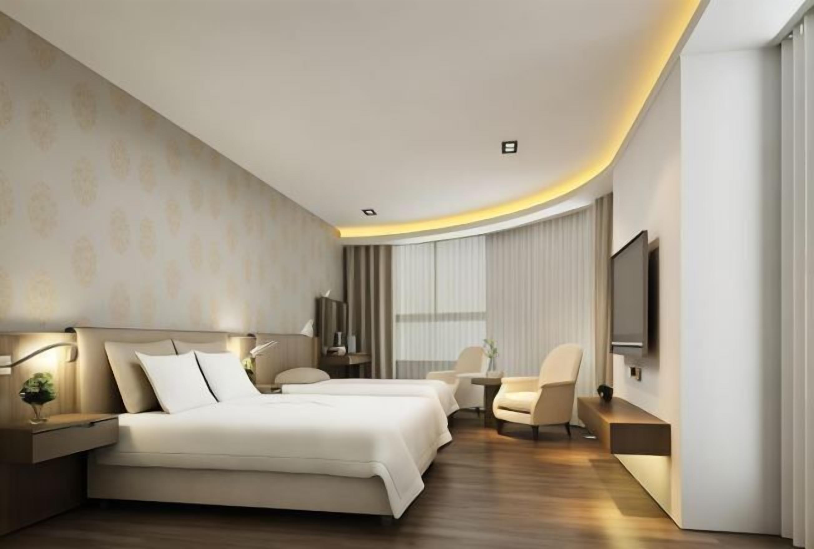 Minibar, in-room safe, desk, rollaway beds