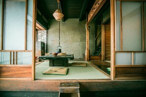 Traditional-Zimmer (Japanese Style) | Wohnbereich