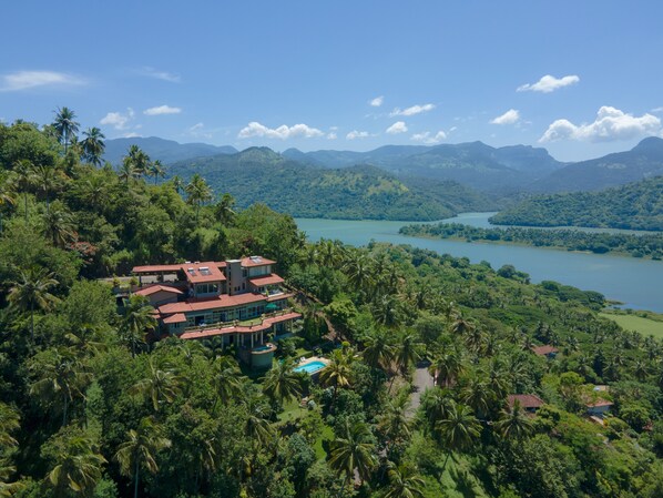 Aerial view - The Albatross, Kandy (Maberiyatenna)