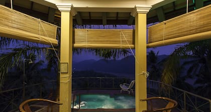 The Albatross, Kandy