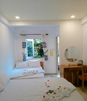 Standard Family Room | Minibar, desk, soundproofing, iron/ironing board