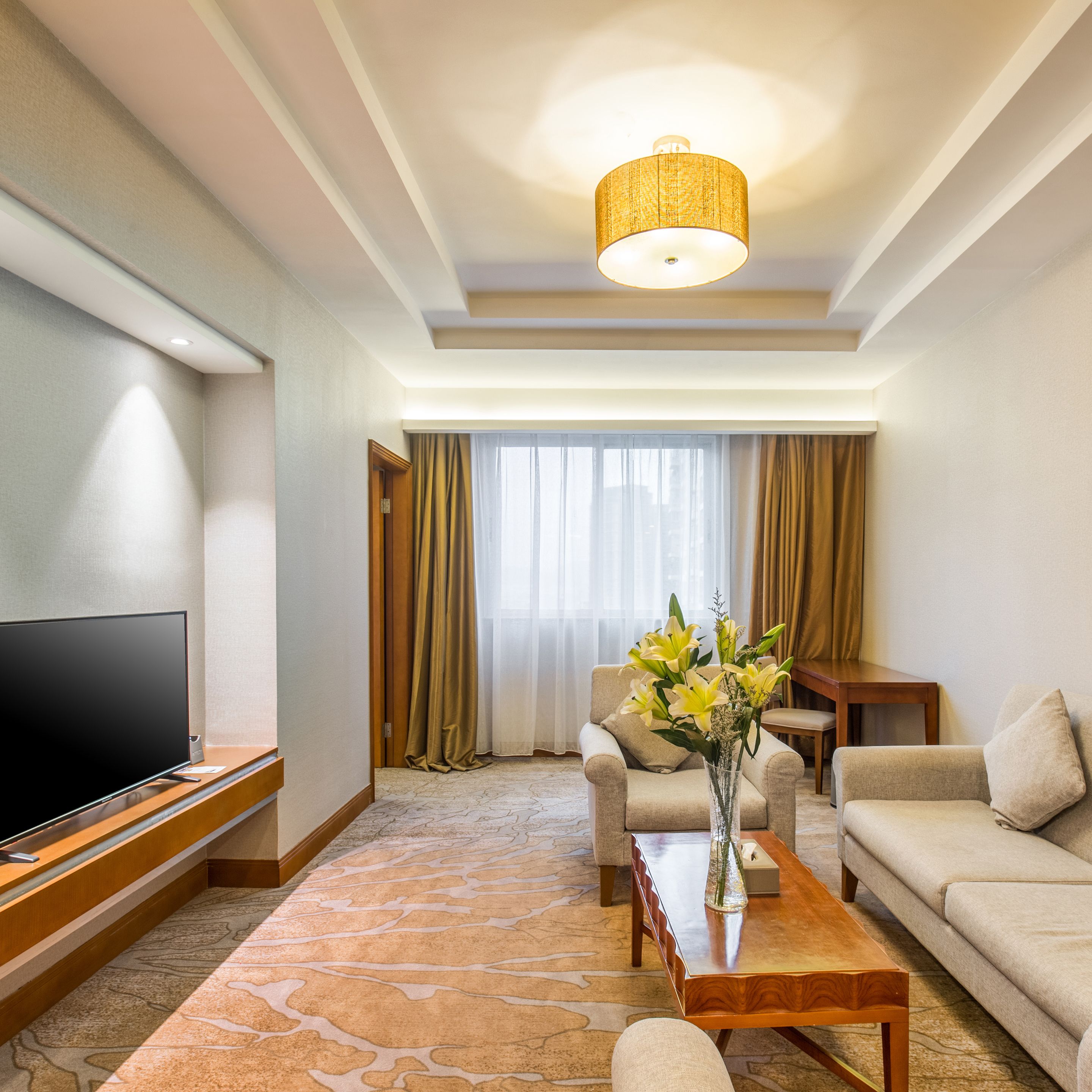 Superior Suite King Room | In-room safe, desk, soundproofing, free WiFi