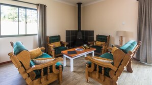 Luxury Cottage, 2 Bedrooms, Mountain View | Living area - Kamberg Valley Hideaway (Elandskop)