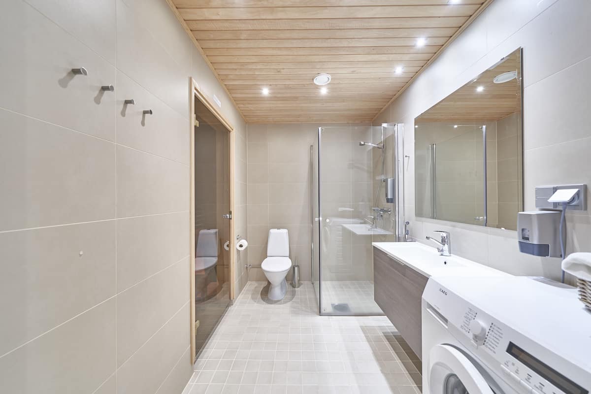 golf apartment | iron/ironing board, cots/infant beds, rollaway beds, free wifi