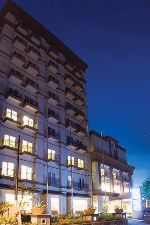 Property entrance - Aston Manado Hotel (Manado)