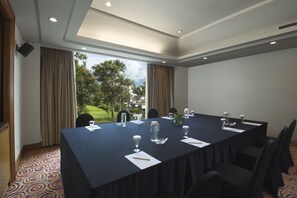 Meeting facility - Aston Manado Hotel (Manado)