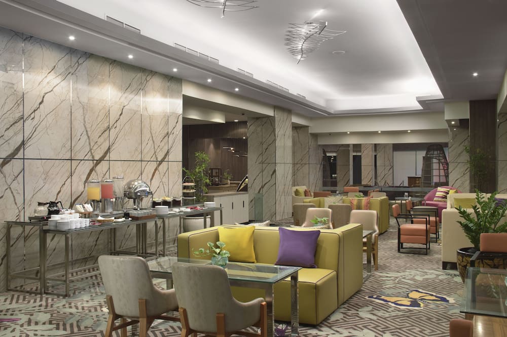 Aston Manado Hotel