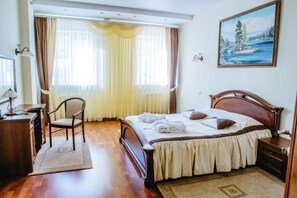 Suite | Living room - Hotel Snezhniy (Sheregeshskoe)
