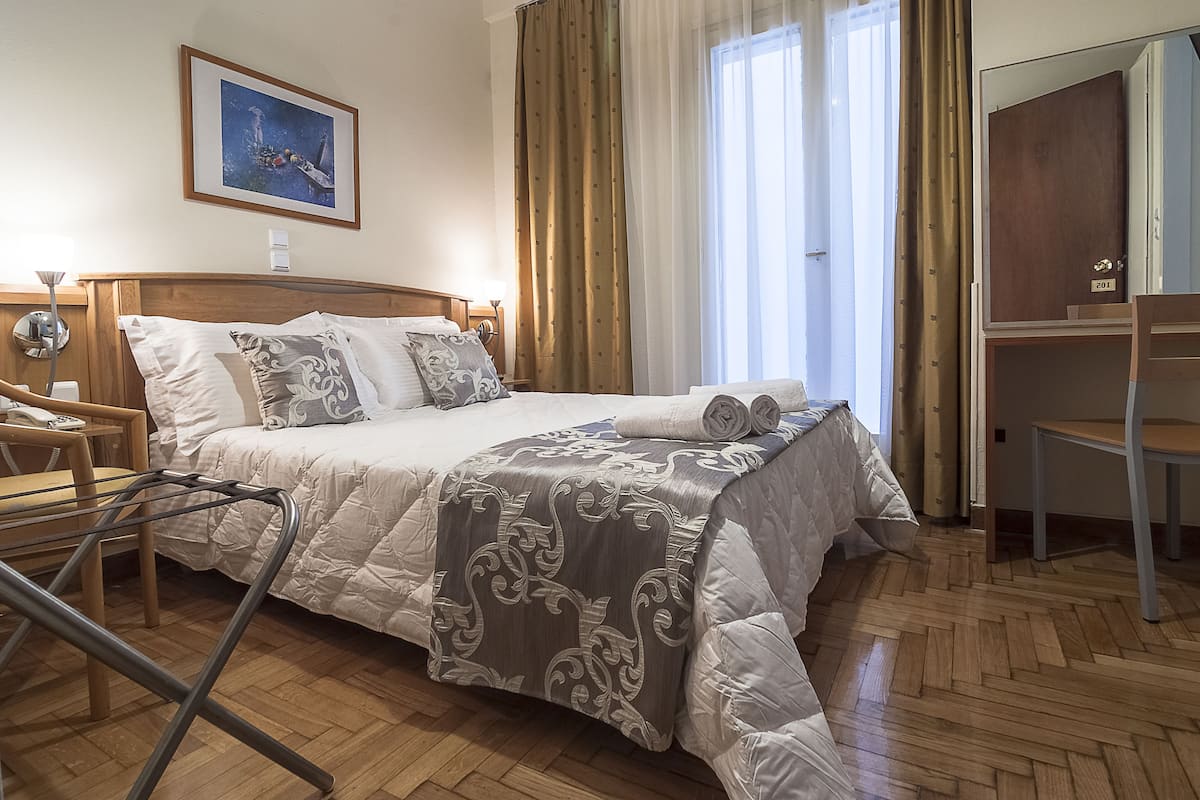 Standard Single Room | Desk, blackout drapes, soundproofing, free WiFi