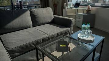 Lägenhet Panoramic | Sängtillbehör av högsta kvalitet och värdeförvaringsskåp på rummet