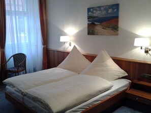 Minibar, in-room safe, desk, free cots/infant beds