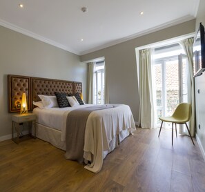 1 Schlafzimmer, hochwertige Bettwaren, individuell dekoriert