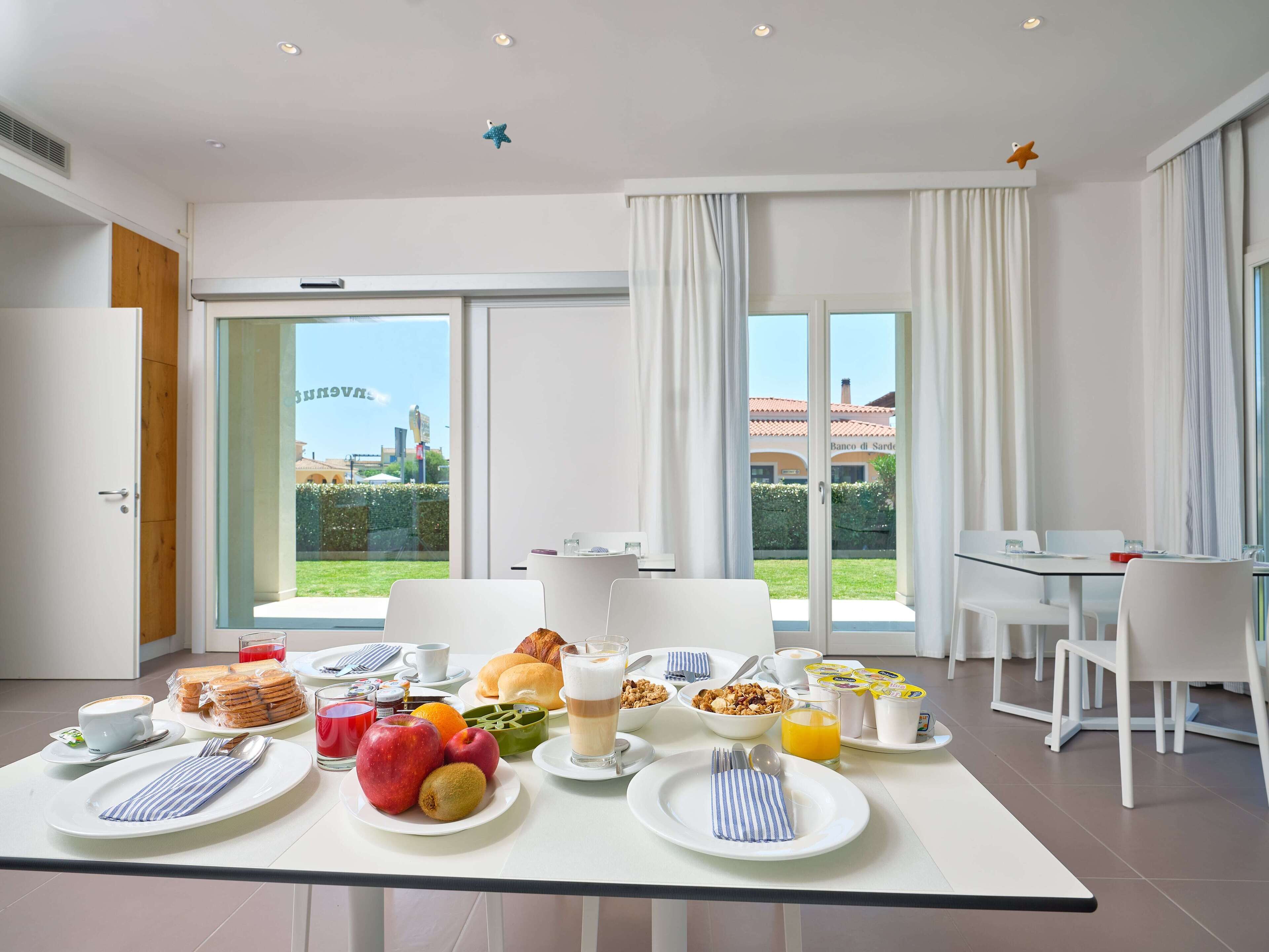 daily buffet breakfast (eur 20 per person)