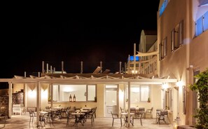 Reception - Aliter Suites (Santorini)