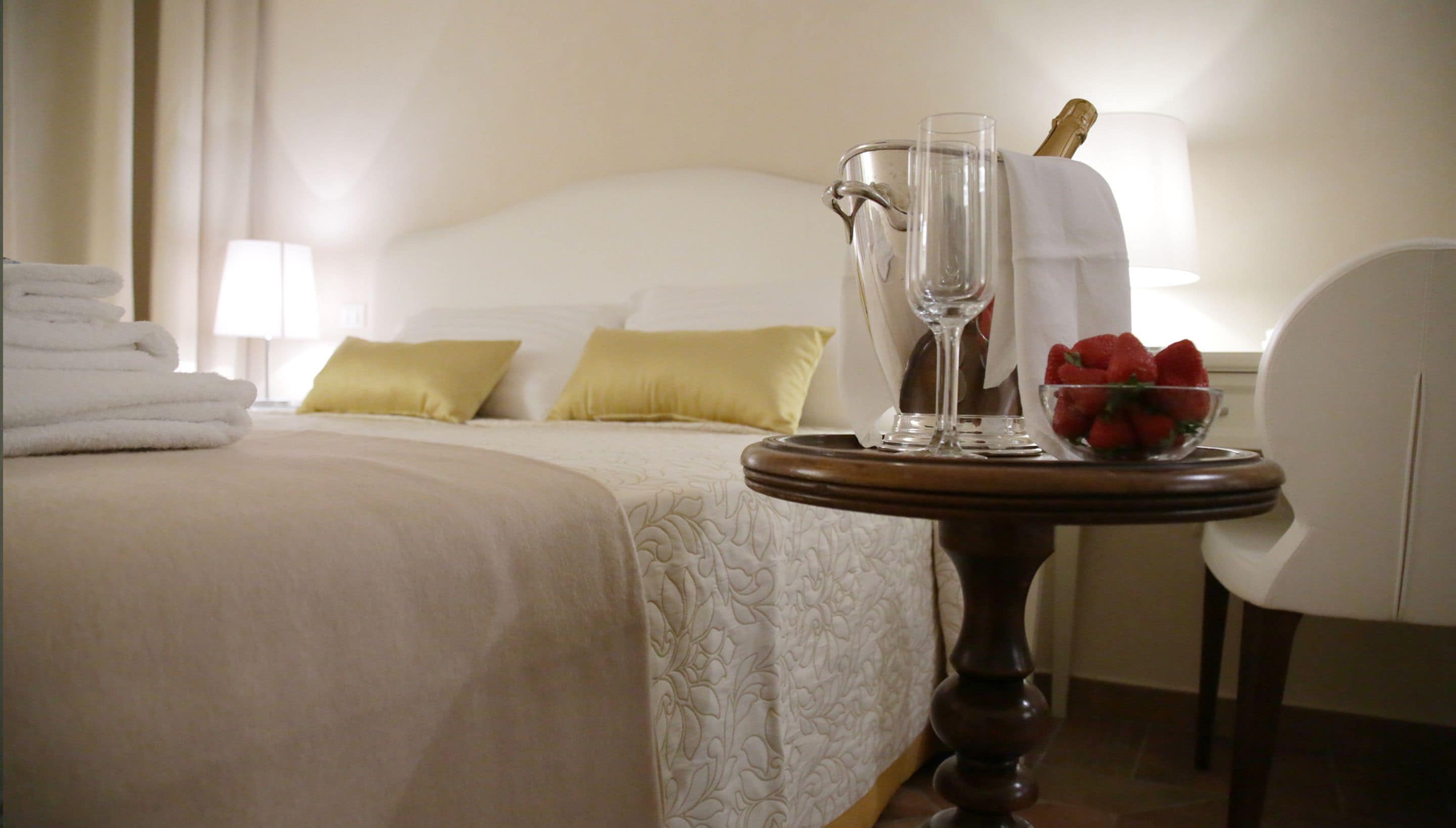 1 bedroom, premium bedding, minibar, in-room safe