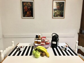 Daily cooked-to-order breakfast for a fee - Un Petit Paradis (Marsciano)