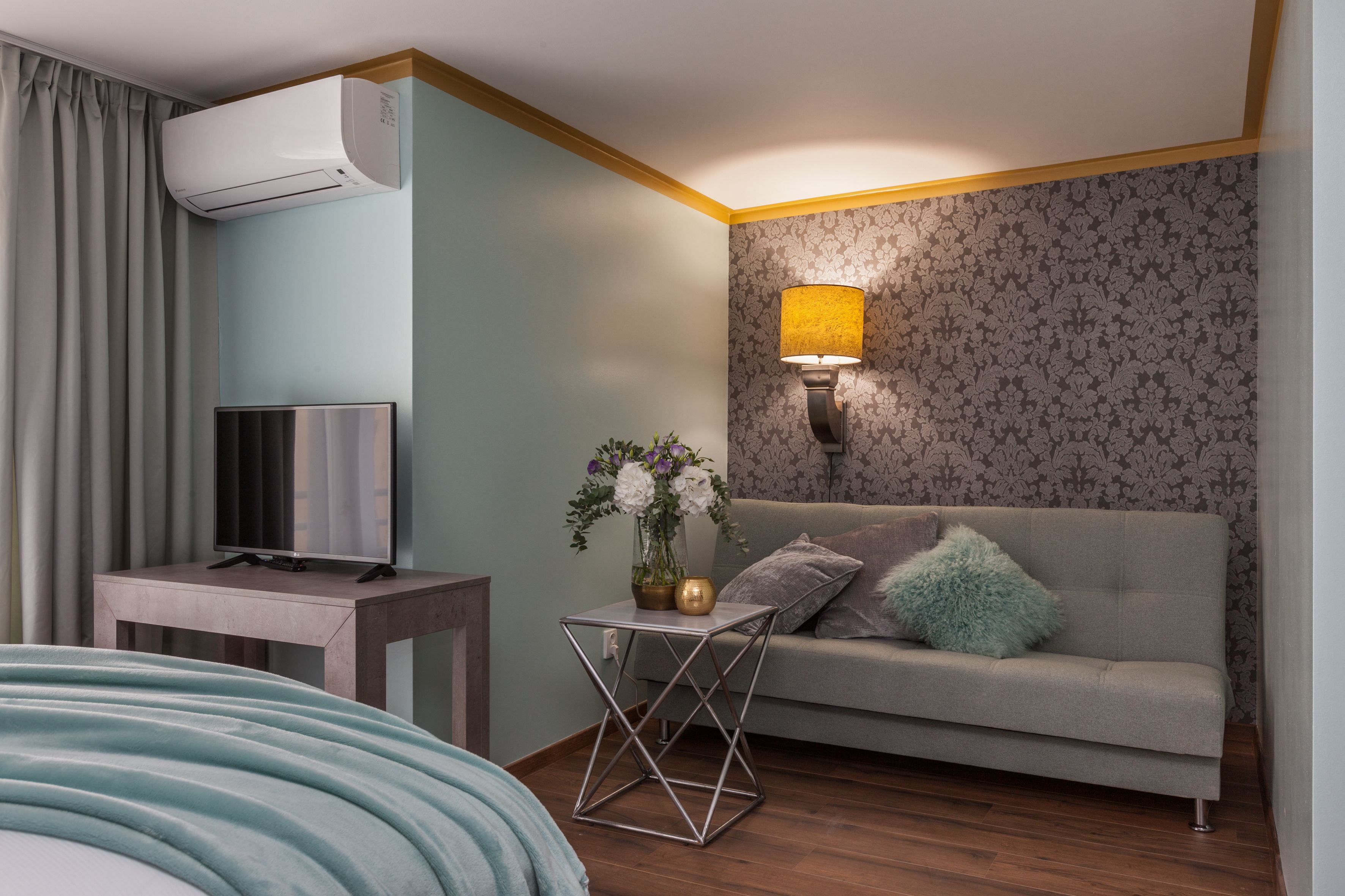 executive double room (with shared terrace) | living area | flat-screen tv