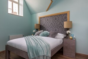 Executive Suite (Family with Shared Terrace) | 1 bedroom, in-room safe, desk, blackout curtains