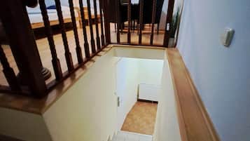 標準三人房 | 高級寢具、書桌、折疊床/加床、免費無線上網