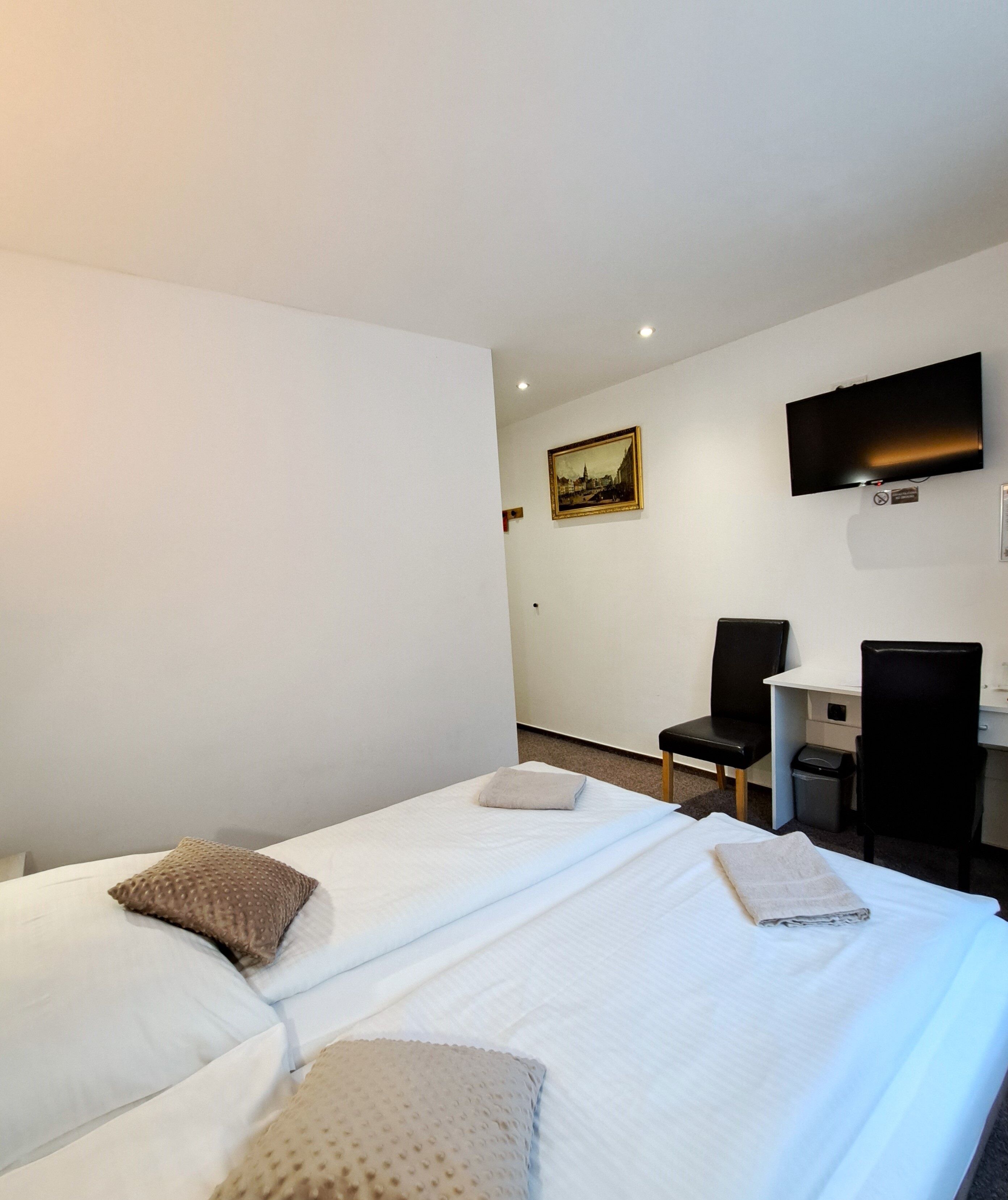 Economy Double Room | Floor plan