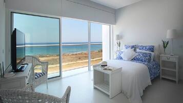 Villa, 5 Bedrooms, Private Pool, Sea View | 5 bedrooms, soundproofing, iron/ironing board, free cribs/infant beds