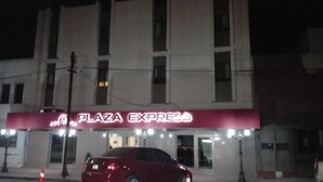 Front of property - Hotel Plaza Express (Torreon)