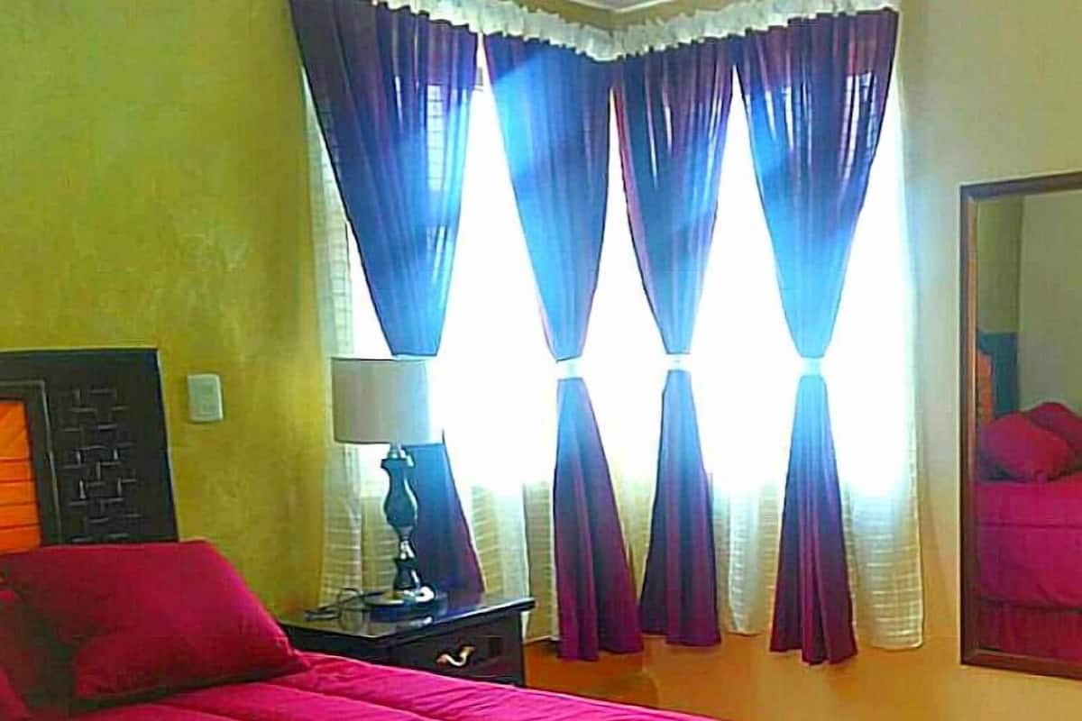 Habitación estándar, 1 cama doble | Tabla de planchar con plancha y wifi gratis
