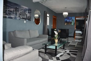 Flat-screen TV - Hotel Milenio (Nanacamilpa)