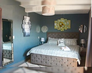 Iron/ironing board, free WiFi - Hotel Milenio (Nanacamilpa)