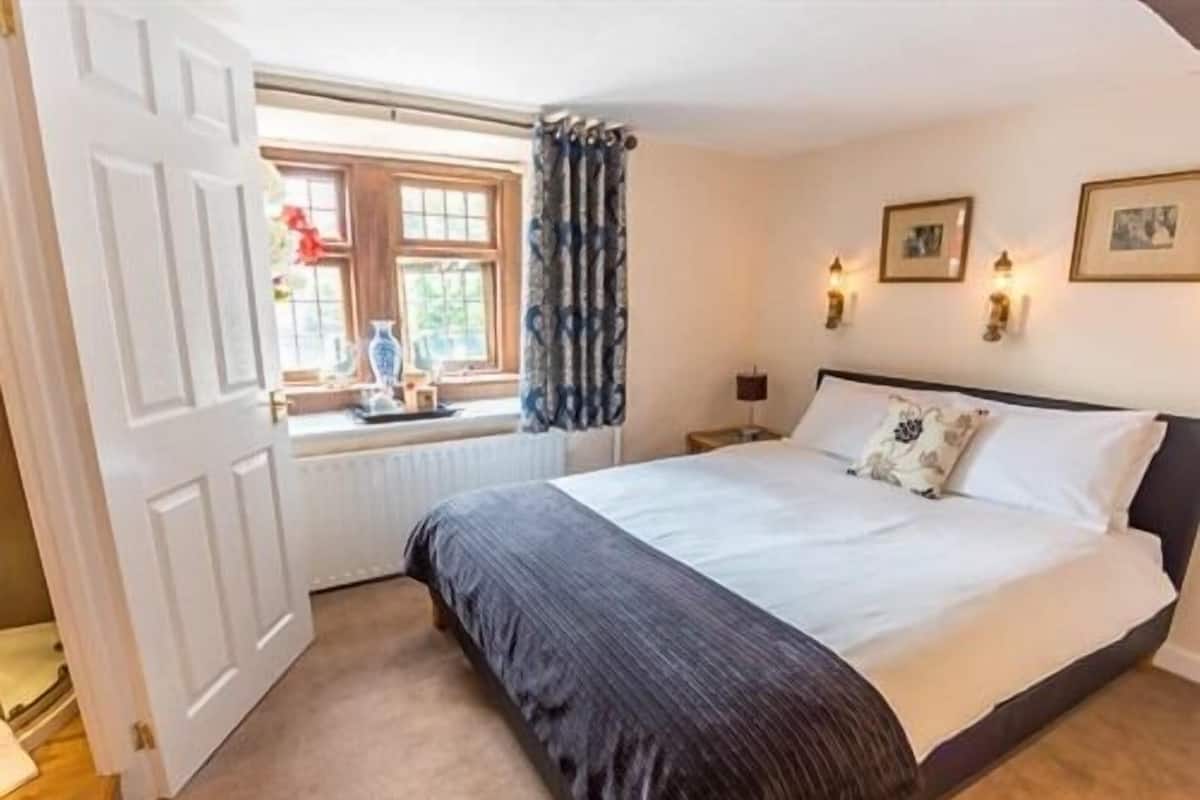 Standard Double Room, Ensuite