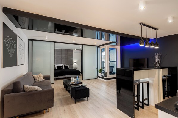 Lobby sitting area - Diamonds Apartment (Kraków)