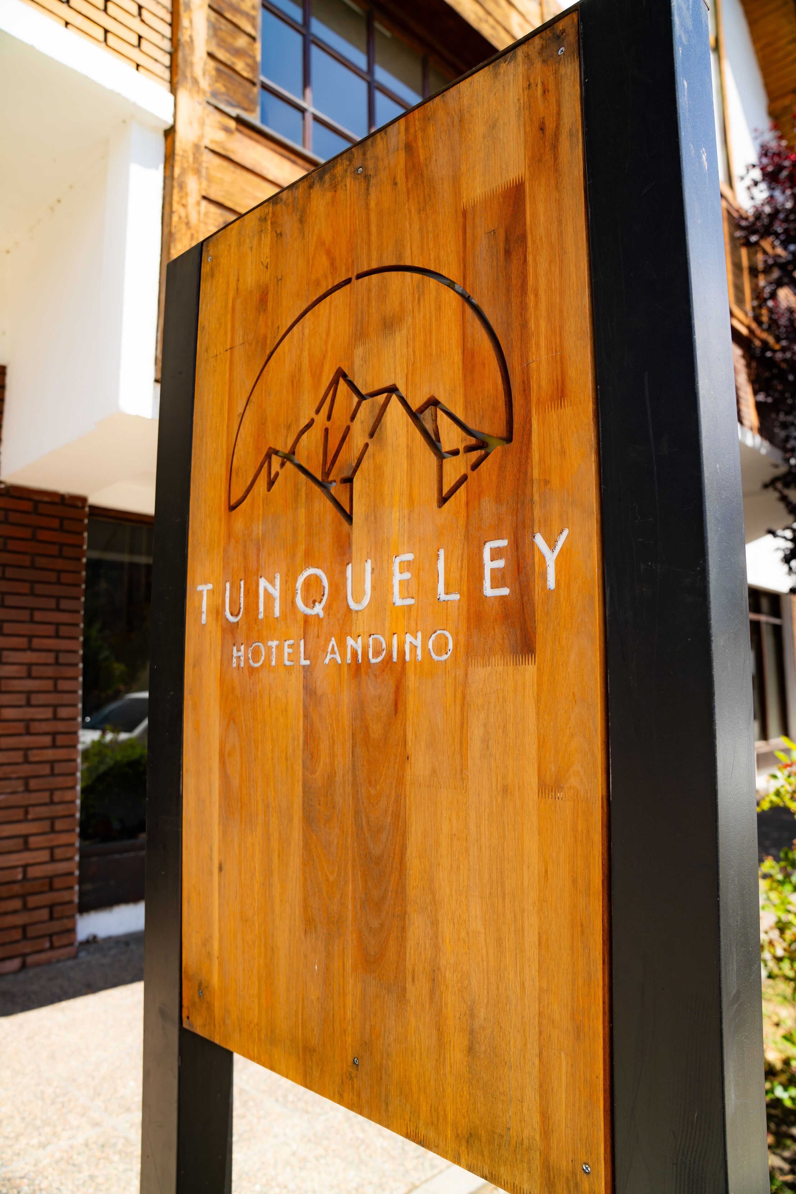 Photo - Tunqueley Hotel