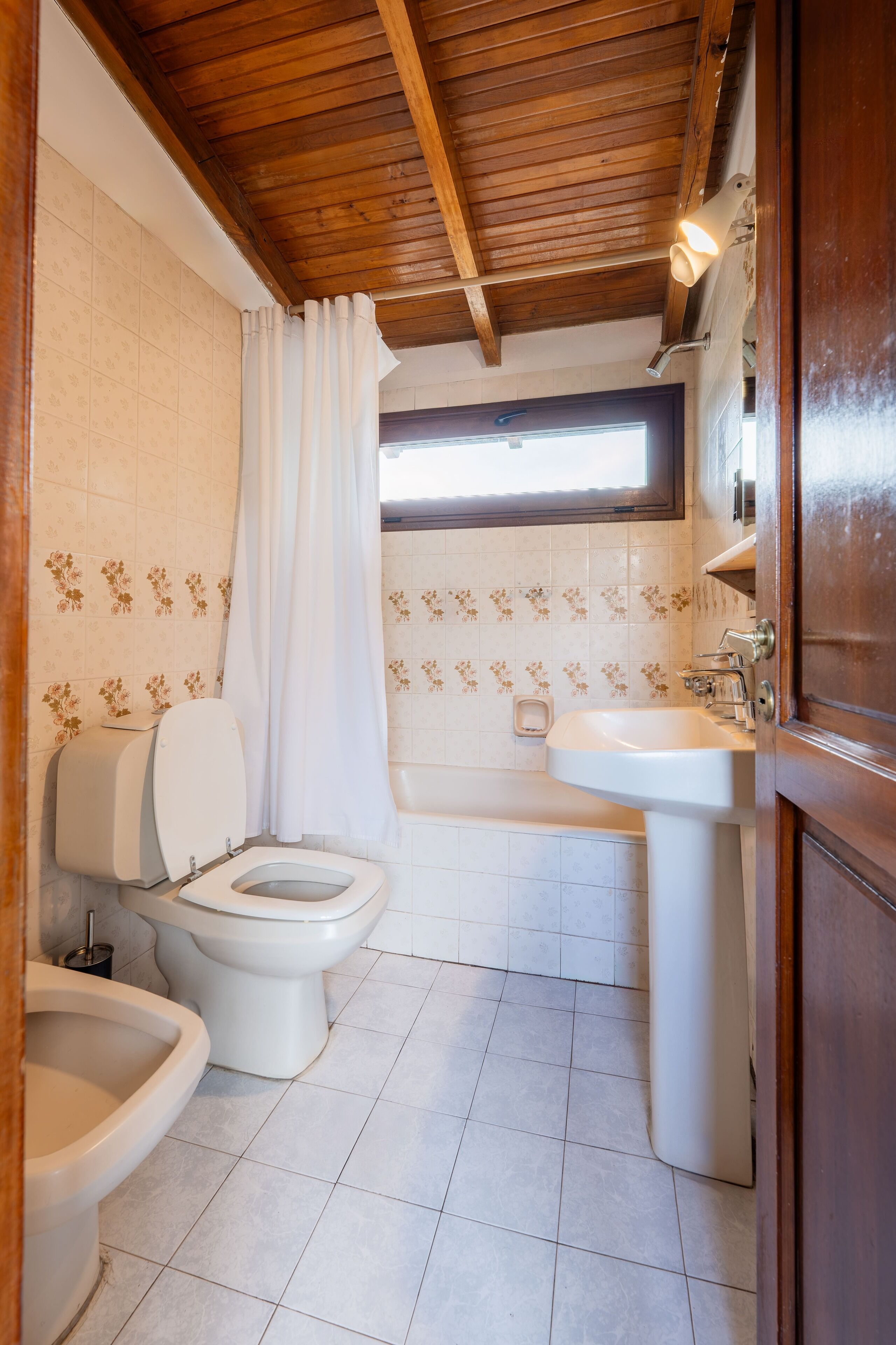 Photo - Tunqueley Hotel