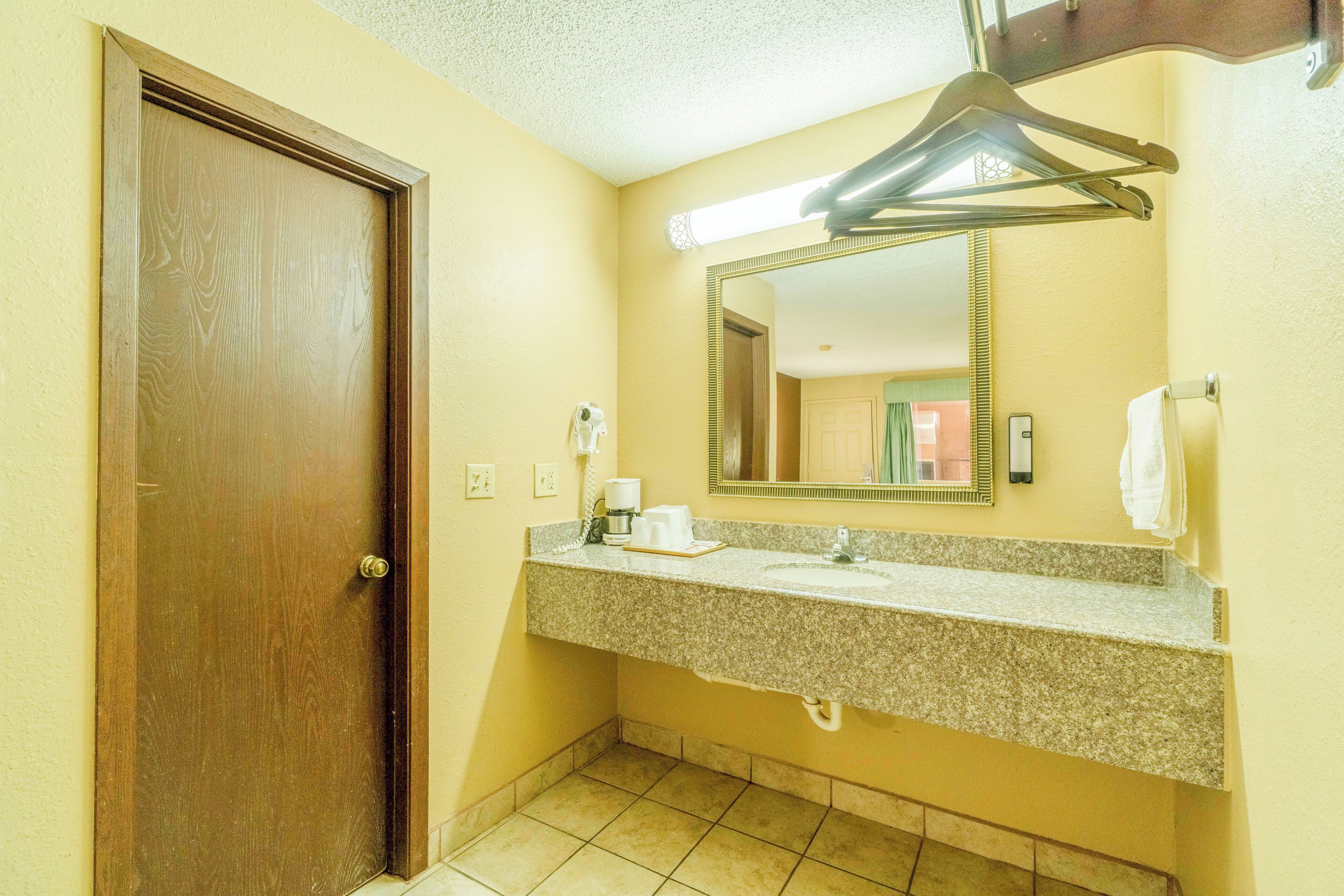 Foto - Crown Inn By OYO Denver Tx